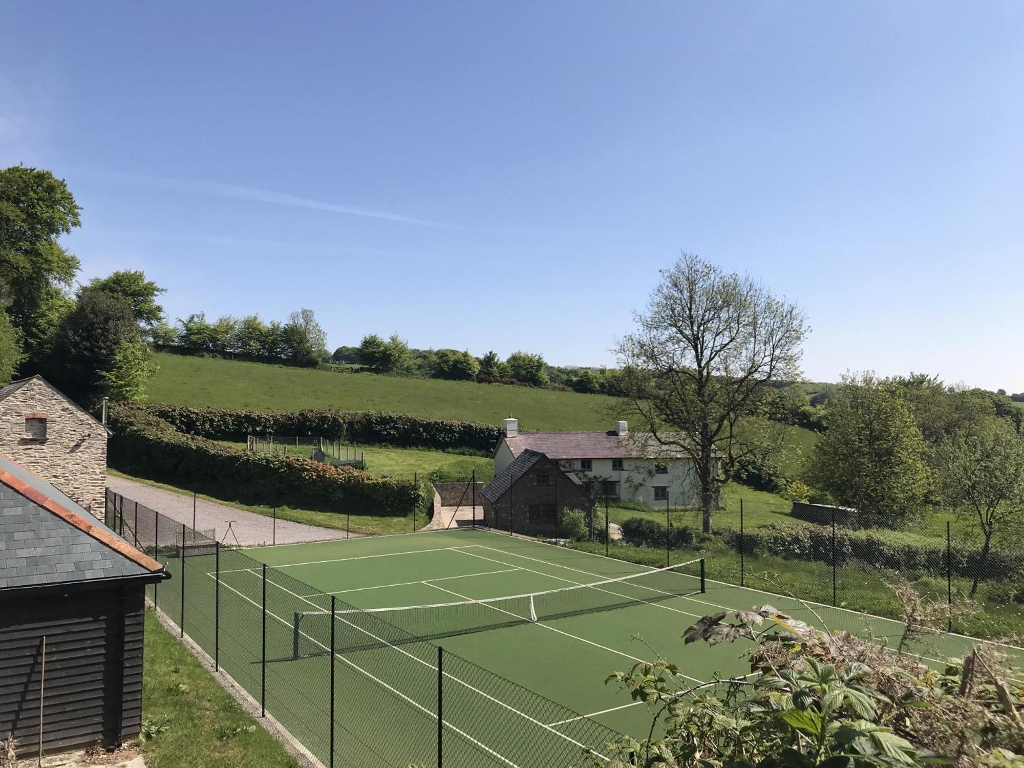 The Cowshed * Clatworthy